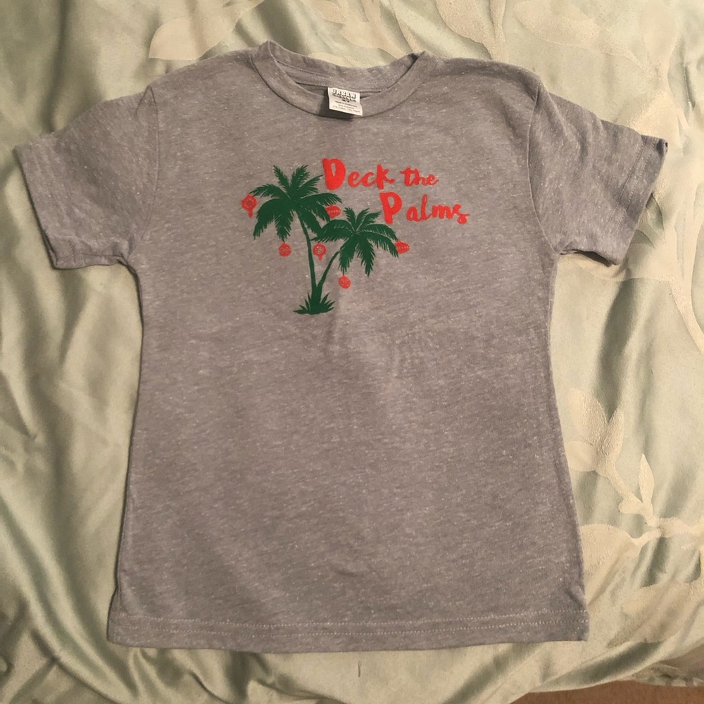 Urban smalls Deck the Palms grey t shirt 4T NWOT
